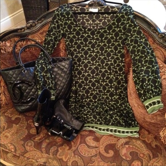 Max Studio Dresses & Skirts - 💥💥 Beautiful dress 😘😘 look like TORY 😜